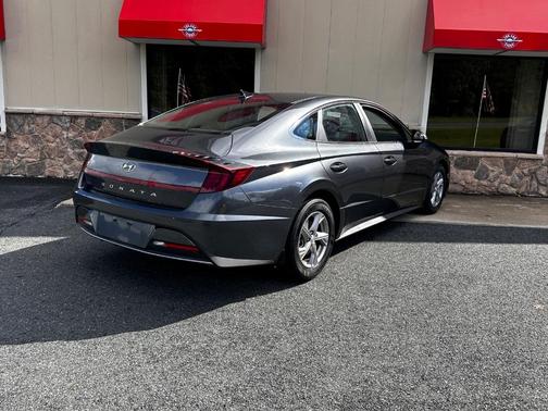 2023 Hyundai SONATA SE