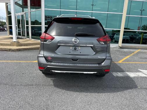 2020 Nissan Rogue SL