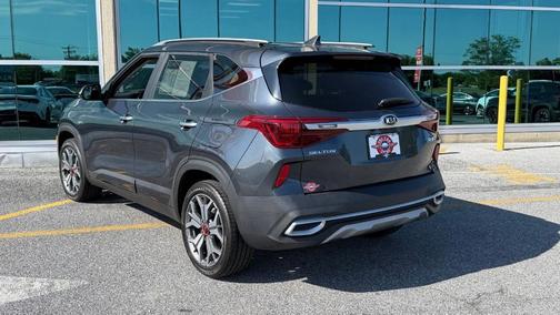 Gravity Gray 2021 Kia Seltos SX