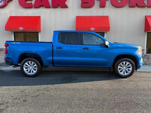 2022 Chevrolet Silverado 1500 Custom