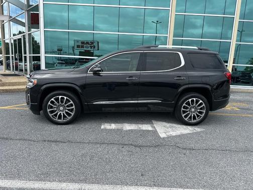 2020 GMC Acadia Denali