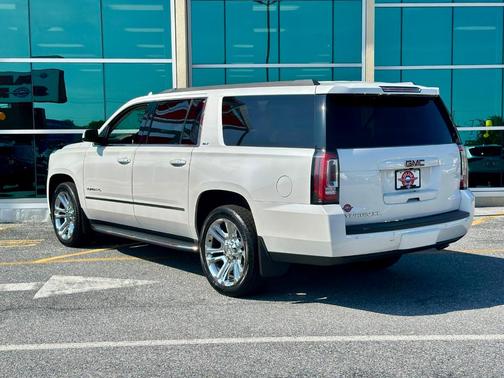 2018 GMC Yukon XL SLT