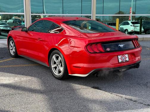 2020 Ford Mustang EcoBoost