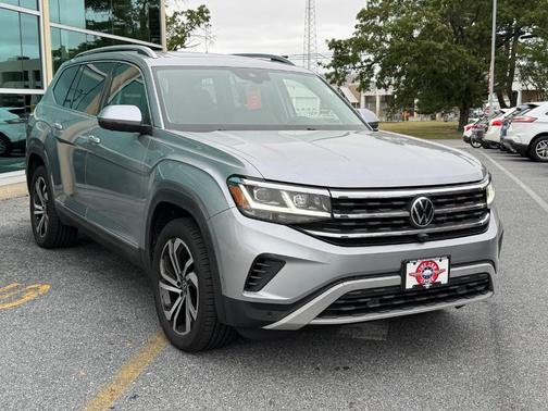Pyrite Silver Metallic 2021 Volkswagen Atlas 2.0T SEL Premium
