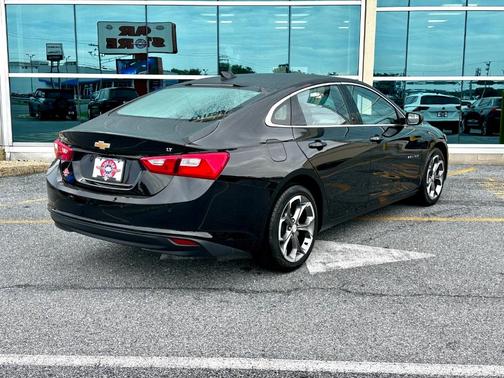 2024 Chevrolet Malibu LT
