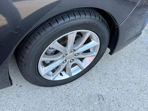 2013 Subaru Impreza 2.0i Premium