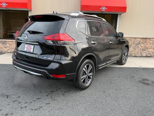 2017 Nissan Rogue SL