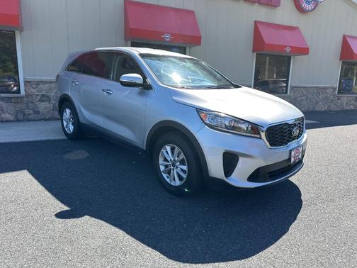 2019 Kia Sorento LX