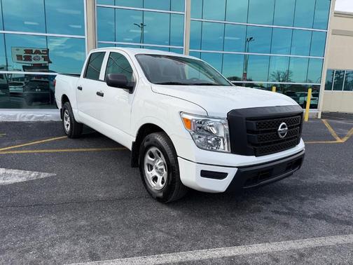 2022 Nissan Titan S