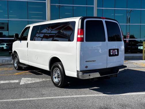 2015 Chevrolet Express 3500 LT