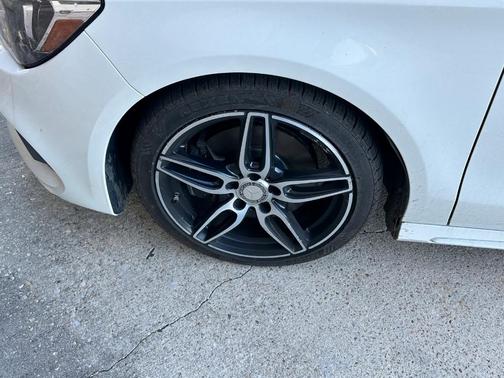 2017 Mercedes-Benz CLA 250 Base 4MATIC
