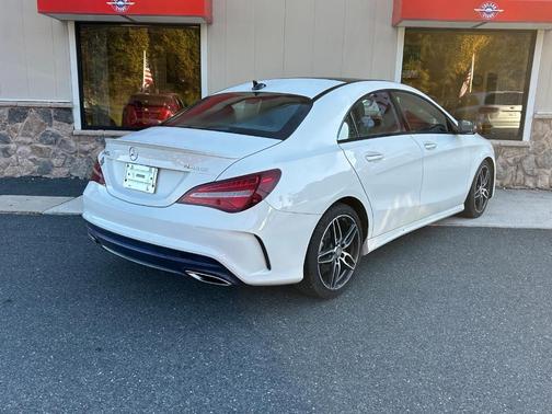 2017 Mercedes-Benz CLA 250 Base 4MATIC