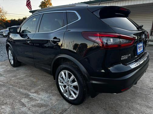2021 Nissan Rogue Sport SV