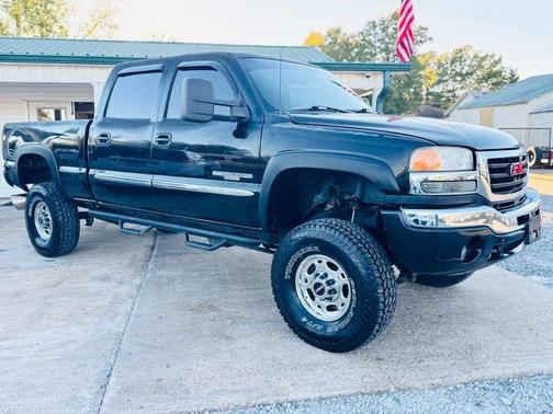 2004 GMC Sierra 2500 SLE H/D Crew Cab