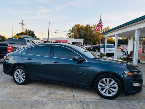 2021 Chevrolet Malibu FWD LT