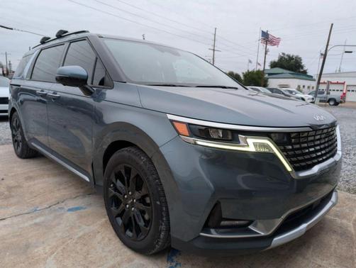 2022 Kia Carnival SX