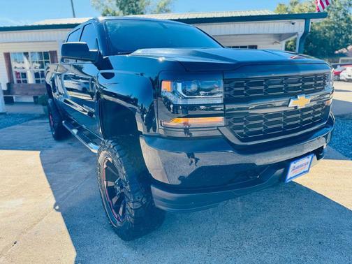 2018 Chevrolet Silverado 1500 Custom