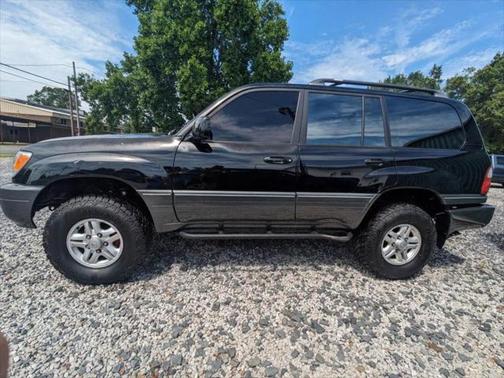 2000 Lexus LX 470 Base