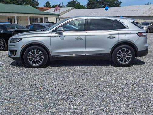 2019 Lincoln Nautilus Select