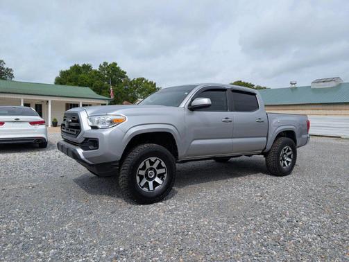 Silver Sky Metallic 2019 Toyota Tacoma SR