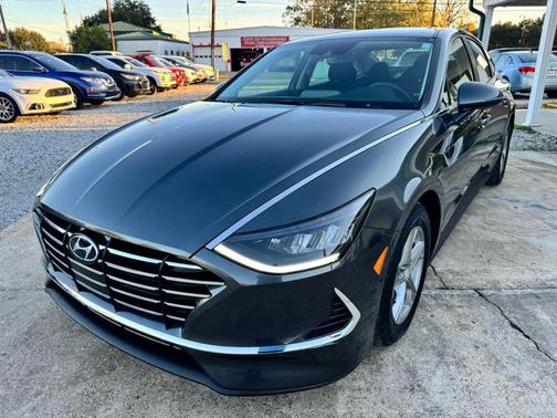 2023 Hyundai SONATA SE