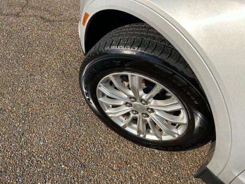 2017 Cadillac XT5 Base