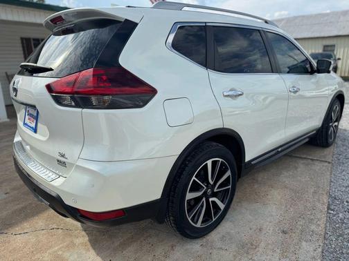 2020 Nissan Rogue SL