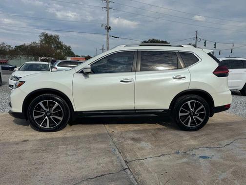 2020 Nissan Rogue SL