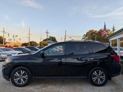 2020 Nissan Pathfinder S 2WD