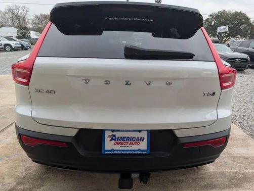 2021 Volvo XC40 T5 R-Design