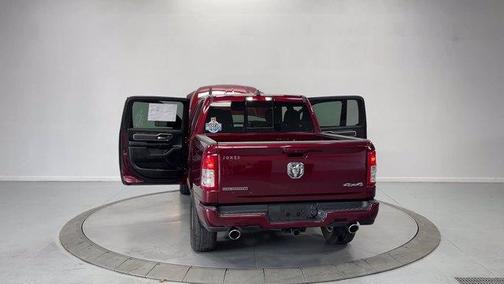 Photo 5 of 26 of 2020 RAM 1500 Big Horn