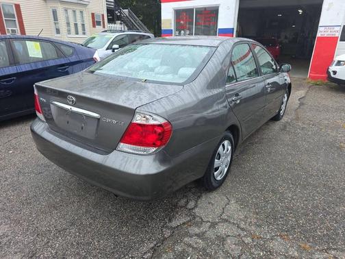 2006 Toyota Camry LE