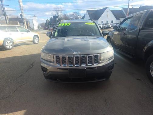 Black Clear Coat 2014 Jeep Compass Latitude