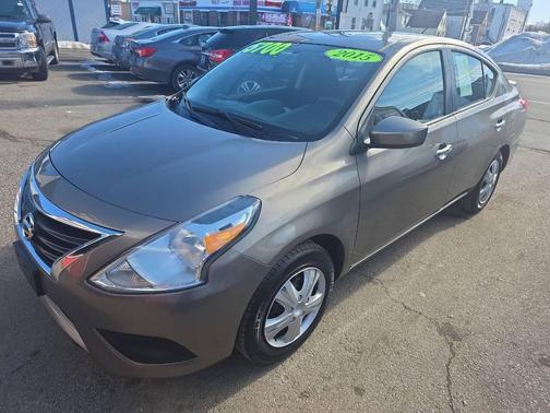 2015 Nissan Versa 1.6 SV