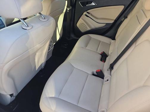 2016 Mercedes-Benz GLA-Class 4MATIC