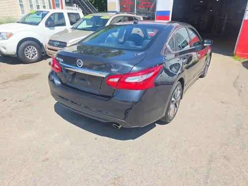 Charcoal 2016 Nissan Altima 2.5 SV