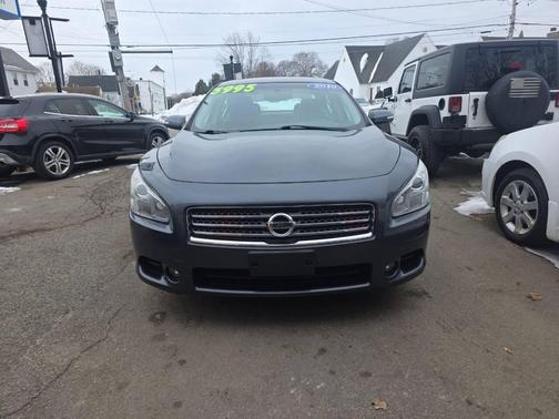 2010 Nissan Maxima SV