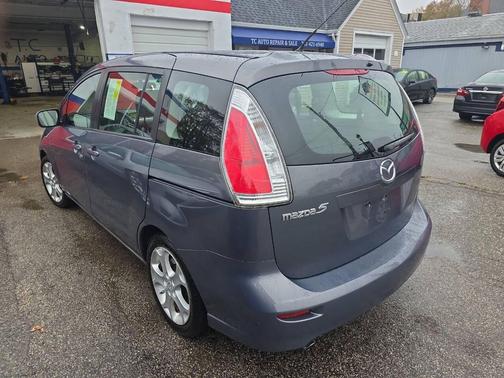 2010 Mazda Mazda5 Sport