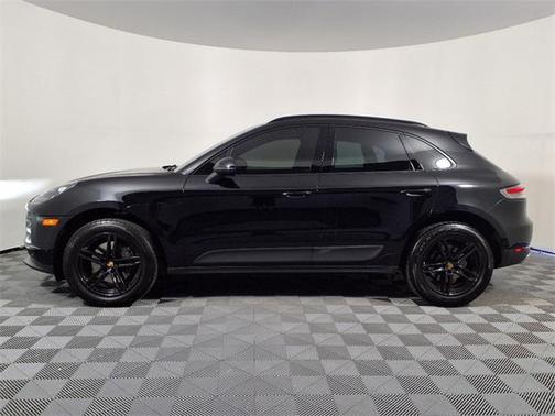 2021 Porsche Macan Base