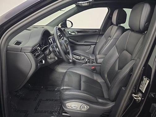 Black 2022 Porsche Macan Macan