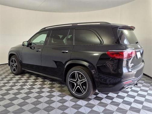 2025 Mercedes-Benz GLS 450 4MATIC