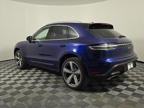 2025 Porsche Macan 
