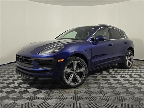 2025 Porsche Macan T