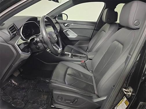 2022 Audi Q3 45 S line Premium Plus