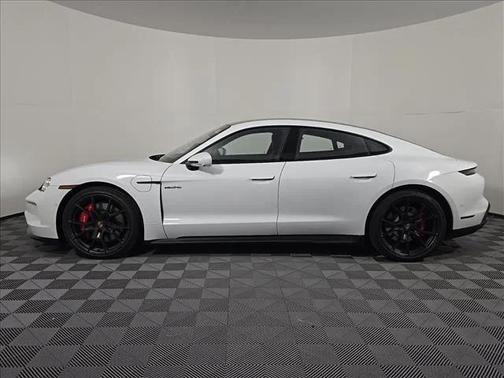 2026 Porsche Taycan GTS