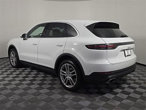2022 Porsche Cayenne Cayenne