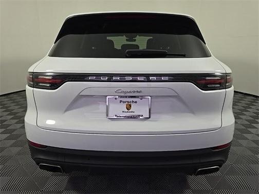 2022 Porsche Cayenne Cayenne