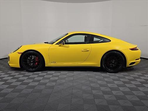 2018 Porsche 911 Carrera GTS