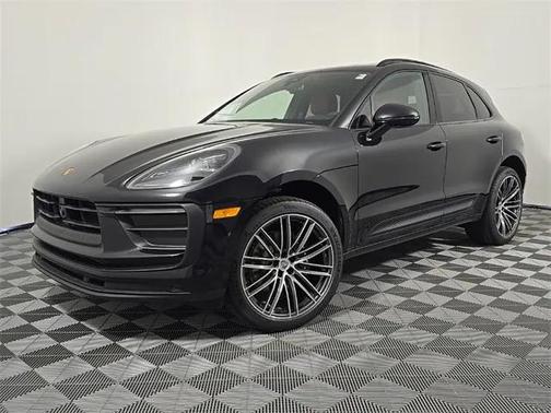 2025 Porsche Macan T