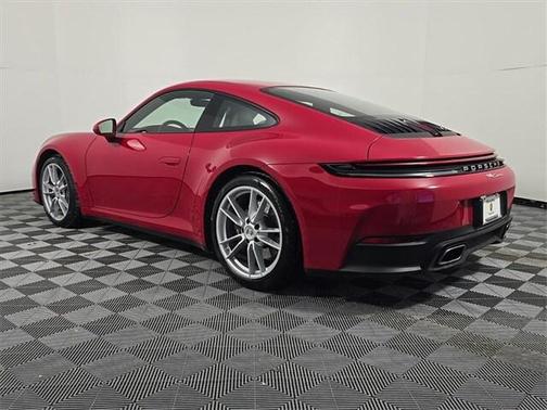 2025 Porsche 911 Carrera